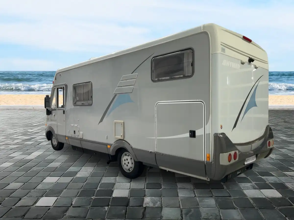 HYMER-ERIBA B 674 - Ansicht 3